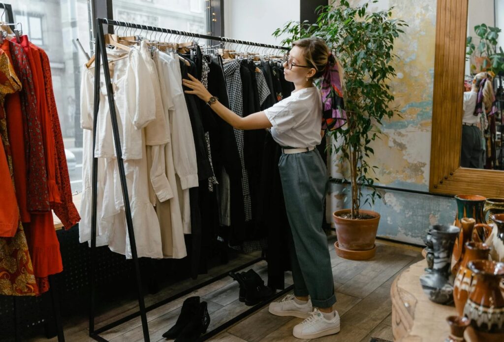 Understanding the Clothing Market and Finding Your Niche